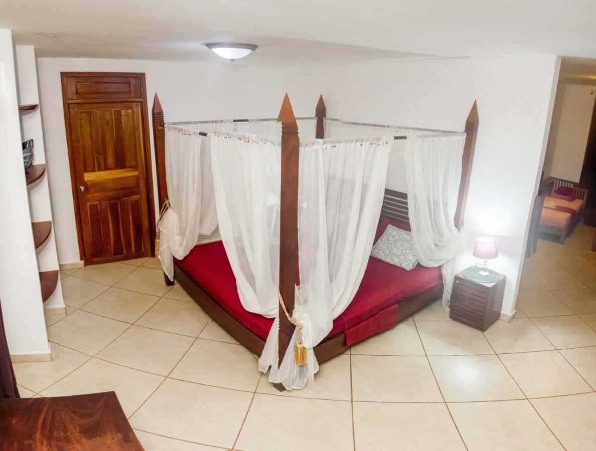 Punta Duarte Garden Inn Los Duarte Dış mekan fotoğraf