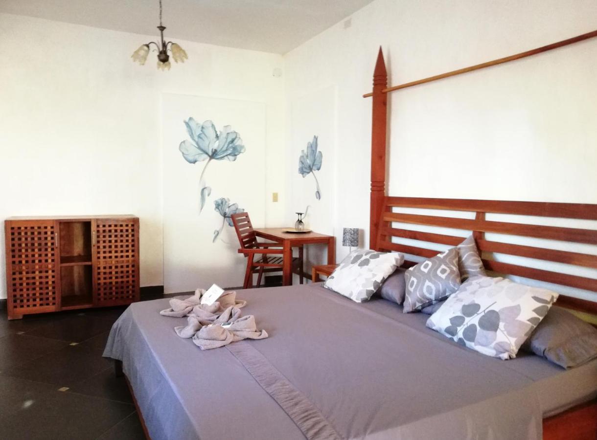 Punta Duarte Garden Inn Los Duarte Dış mekan fotoğraf